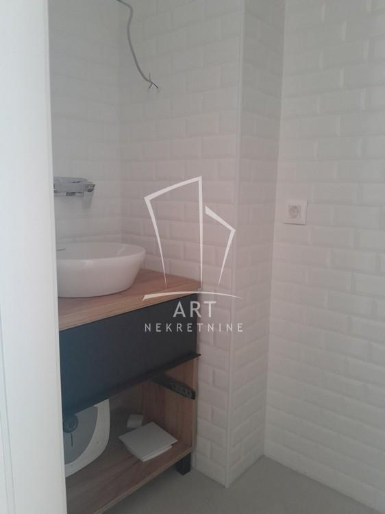 Slika 9 - Milovana Marinkovića, Četvorosoban stan za izdavanje, 102m2, 1.400€