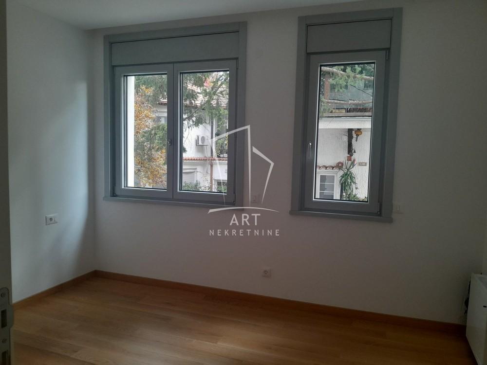 Slika 6 - Milovana Marinkovića, Četvorosoban stan za izdavanje, 102m2, 1.400€