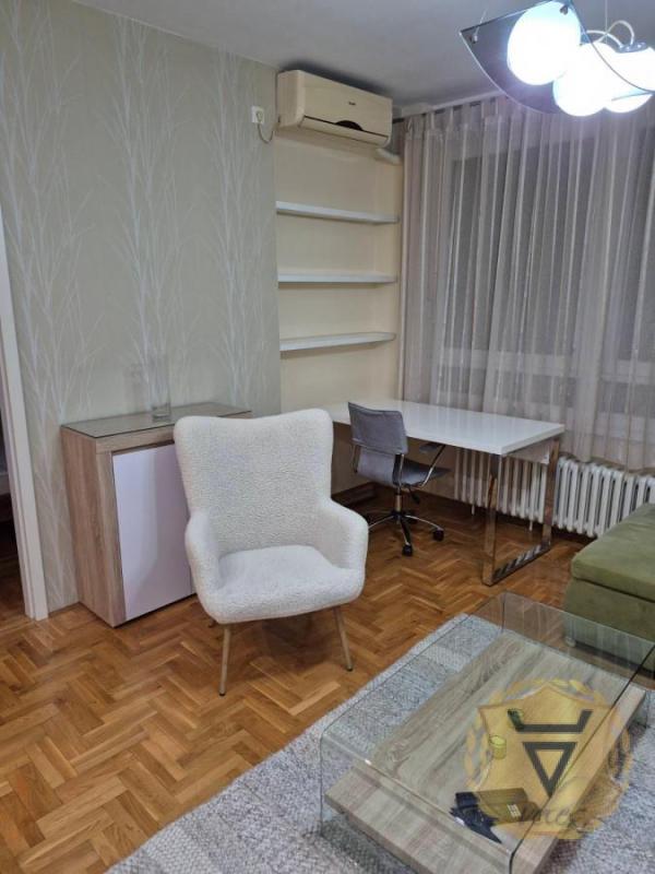 Slika 1 - Dvosoban stan za izdavanje, 45m2, 800€