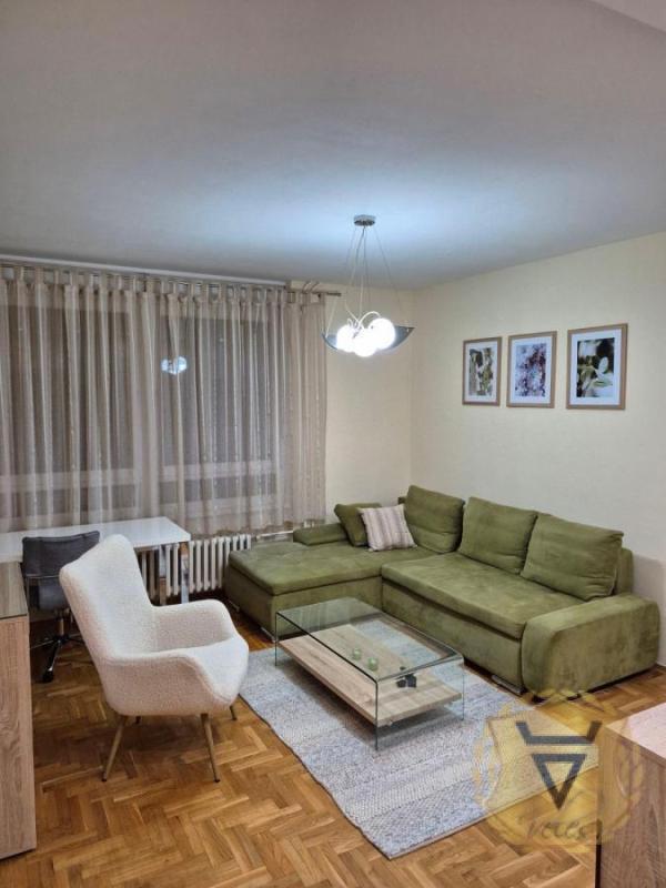 Glavna slika -Dvosoban stan za izdavanje, 45m2, 800€