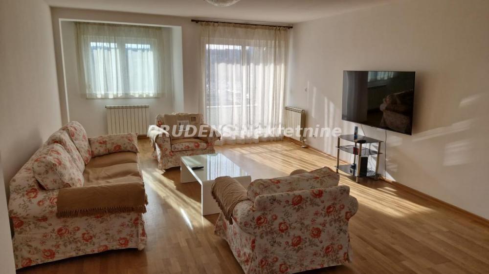 Slika 2 - Bokeljska, Trosoban stan za izdavanje, 89m2, 1.200€