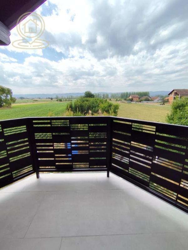 Glavna slika - Kuća na prodaju, 225m2, 325.000€