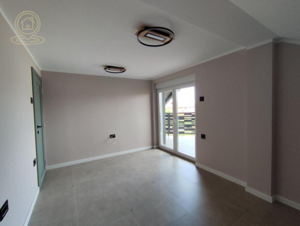 Slika 10 -  Kuća na prodaju, 225m2, 325.000€