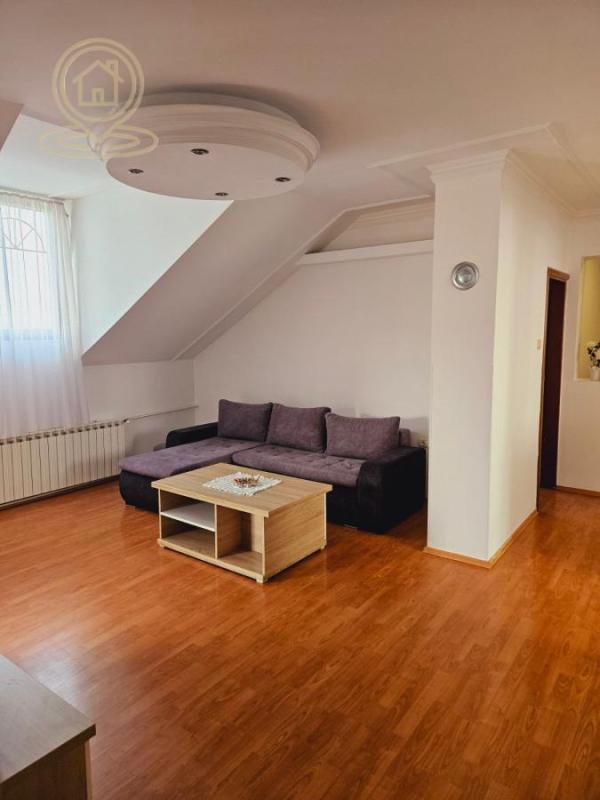 Slika 3 - Petosoban stan za izdavanje, 100m2, 450€