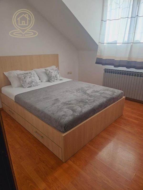 Slika 11 - Petosoban stan za izdavanje, 100m2, 450€