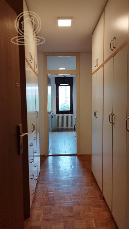 Slika 10 - Dvosoban stan za izdavanje, 50m2, 400€