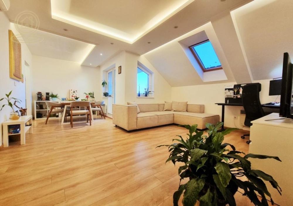 Glavna slika -Maksima Gorkog, Četvorosoban stan na prodaju, 82m2, 287.000€