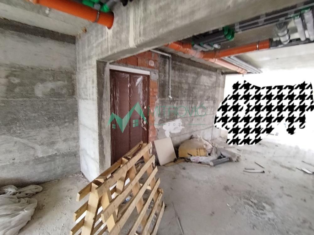 Slika 3 -  Lokal na prodaju, 349m2, 802.700€