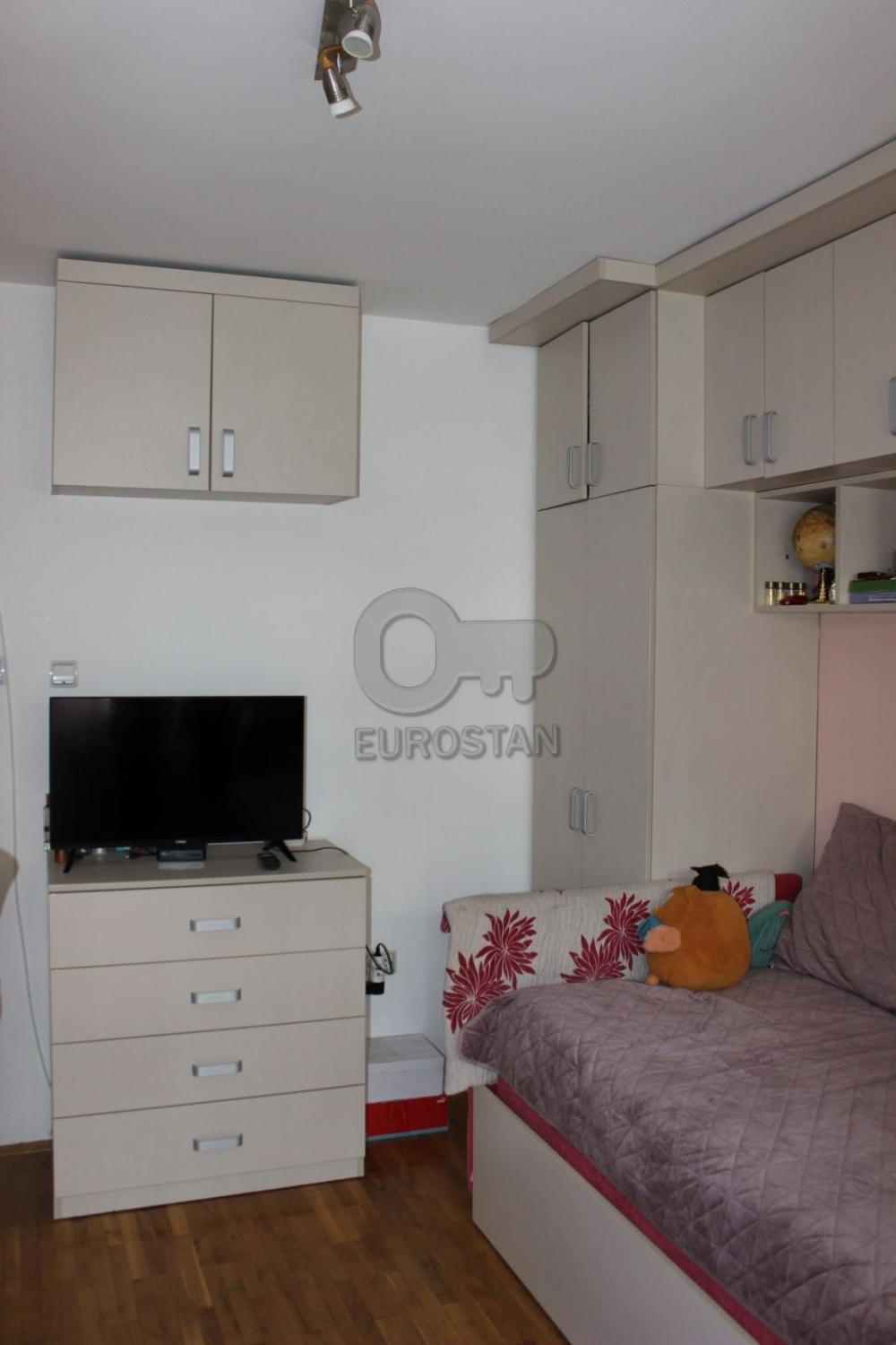 Slika 11 - Roze Luksemburg, Trosoban stan na prodaju, 63m2, 190.000€