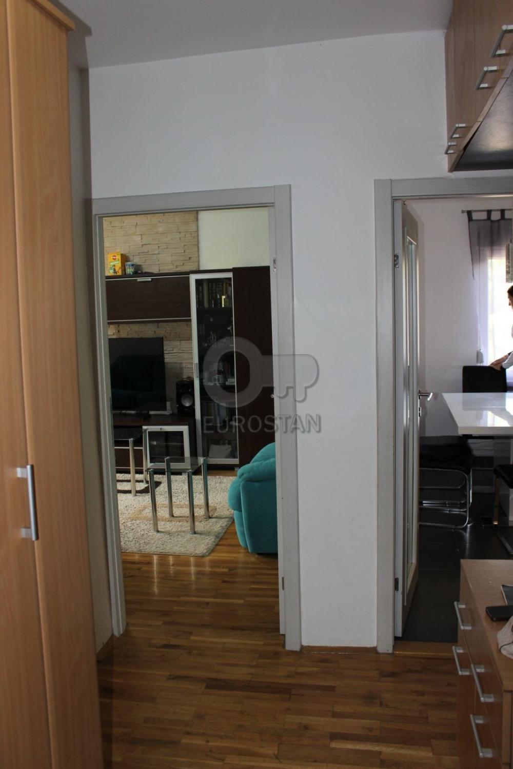 Slika 7 - Roze Luksemburg, Trosoban stan na prodaju, 63m2, 190.000€