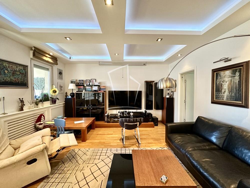 Slika 1 - Majke Kujundžić, Trosoban stan na prodaju, 48m2, 255.000€