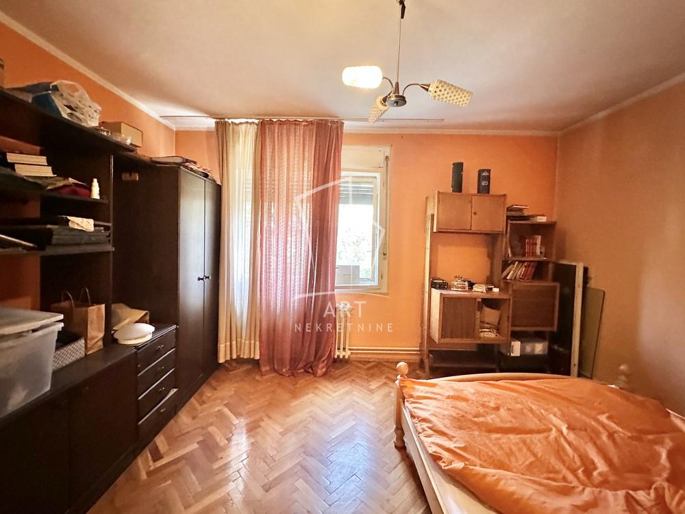 Slika 6 - Banjička,  Kuća na prodaju, 111m2, 240.000€