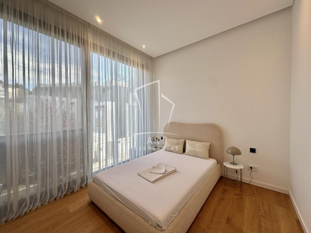 Slika 6 - Dr Vojislava Stojanovića, Trosoban stan za izdavanje, 108m2, 2.300€