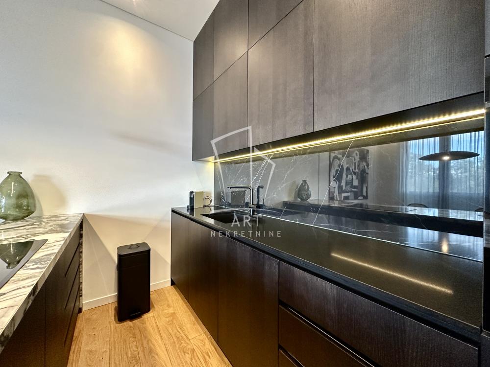 Slika 9 - Dr Vojislava Stojanovića, Trosoban stan za izdavanje, 108m2, 2.300€