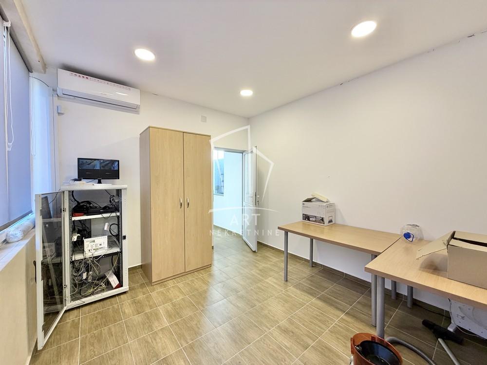 Slika 5 - Smederevski put,  Lokal na prodaju, 255m2, 560.000€