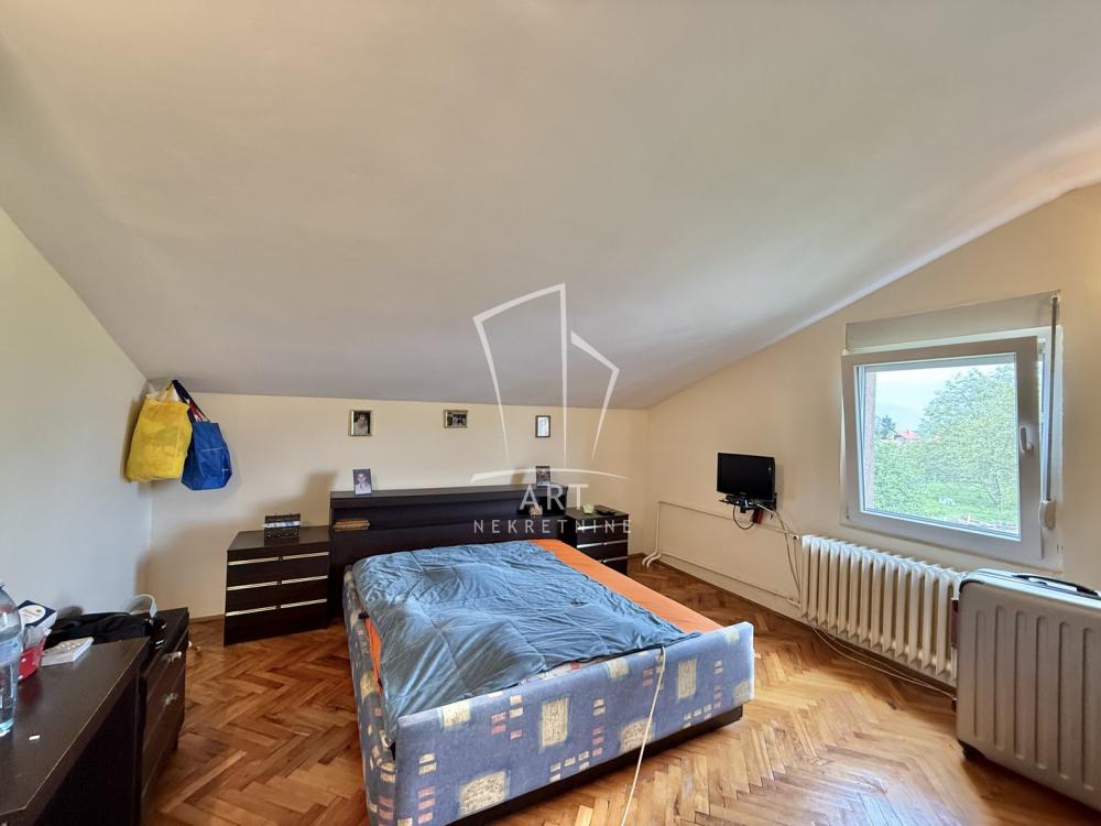 Slika 3 - Đurđije Cvetić,  Kuća na prodaju, 180m2, 285.000€