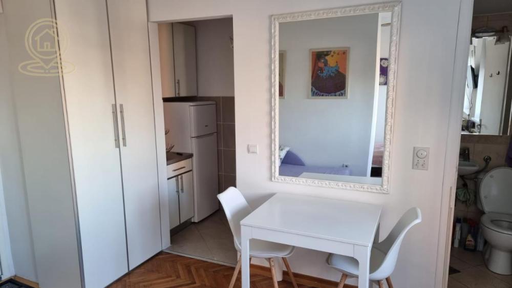 Slika 9 - Jednosoban stan za izdavanje, 20m2, 450€