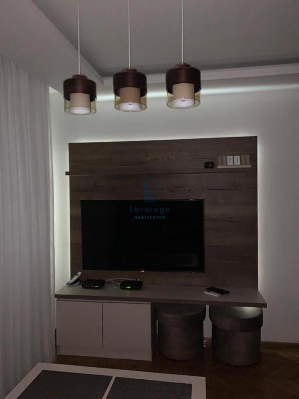 Slika 2 - Bulevar oslobođenja, Jednosoban stan za izdavanje, 40m2, 850€