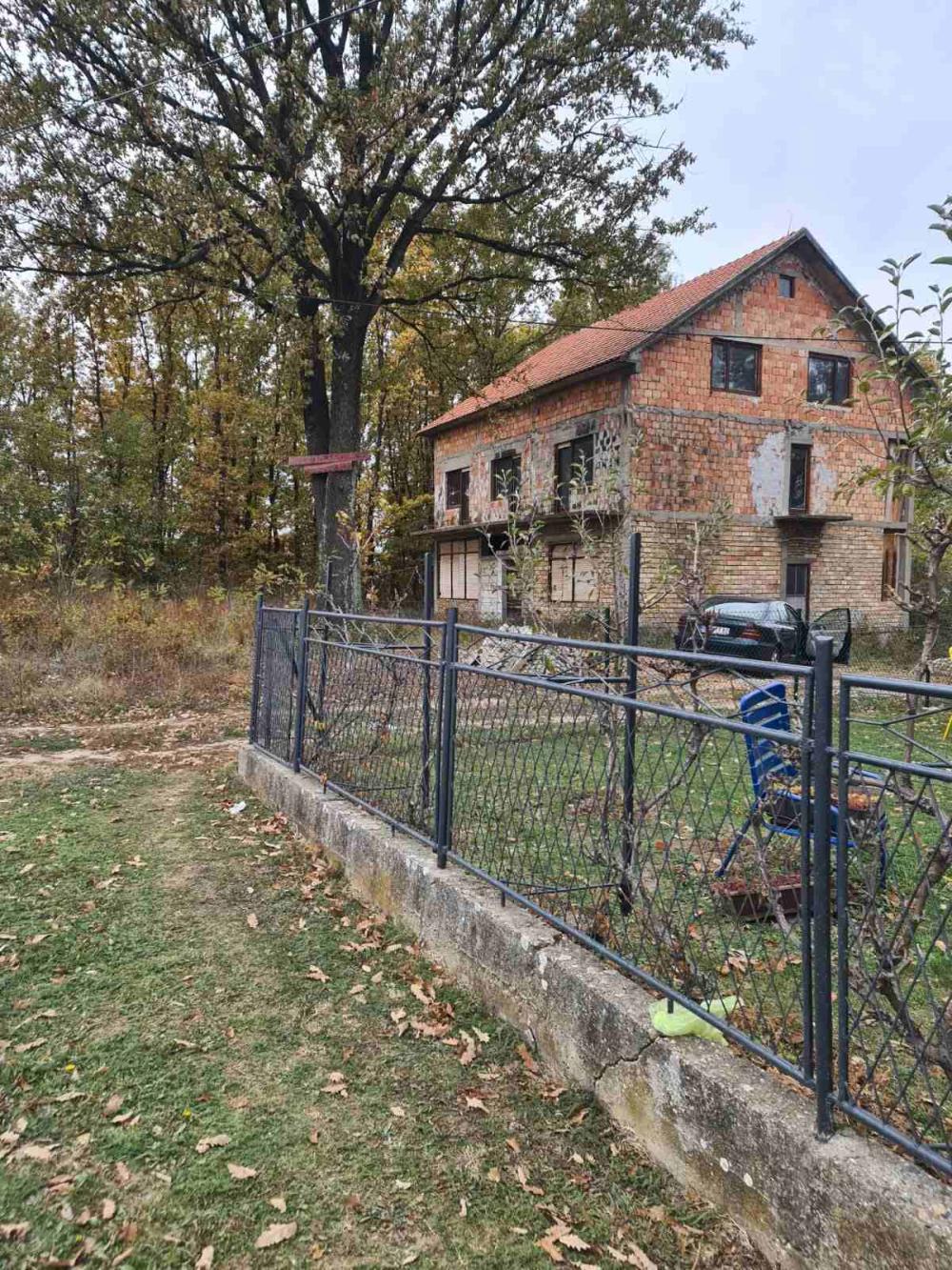 Slika 5 - Vranic,  Kuća na prodaju, 400m2, 130.000€