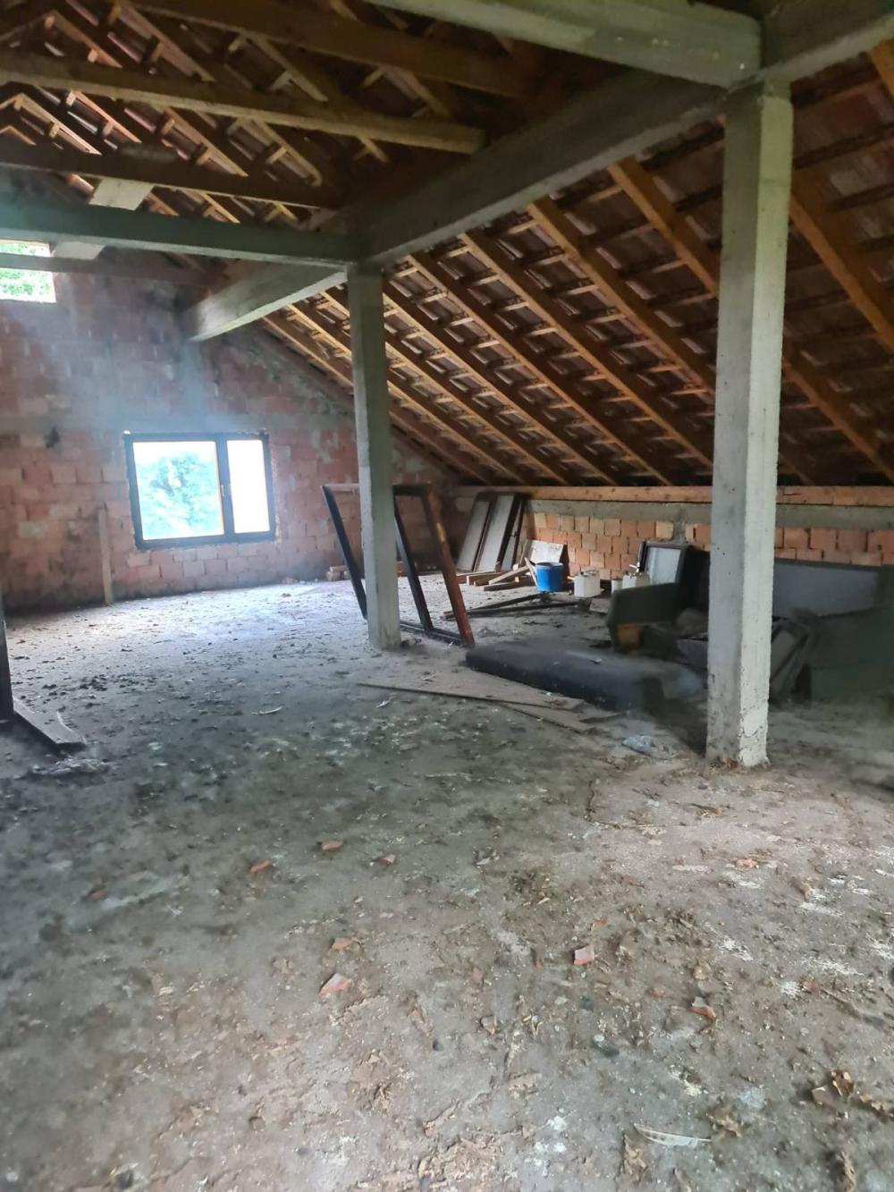 Slika 1 - Vranic,  Kuća na prodaju, 400m2, 130.000€