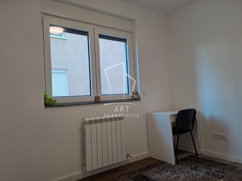 Slika 3 - Pirotska, Dvoiposoban stan za izdavanje, 58m2, 800€