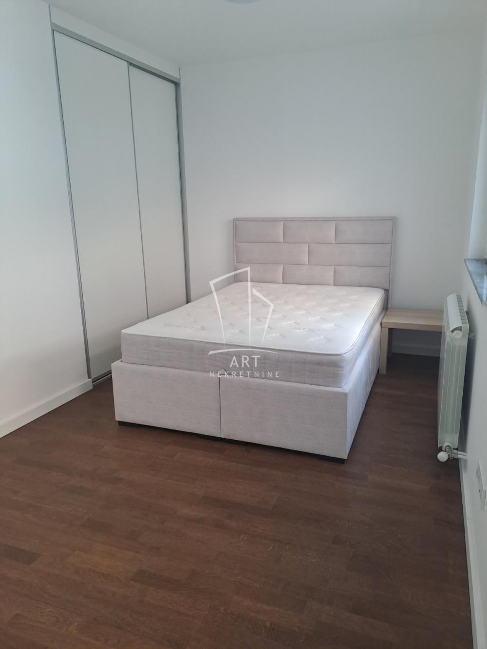 Slika 4 - Pirotska, Dvoiposoban stan za izdavanje, 58m2, 800€