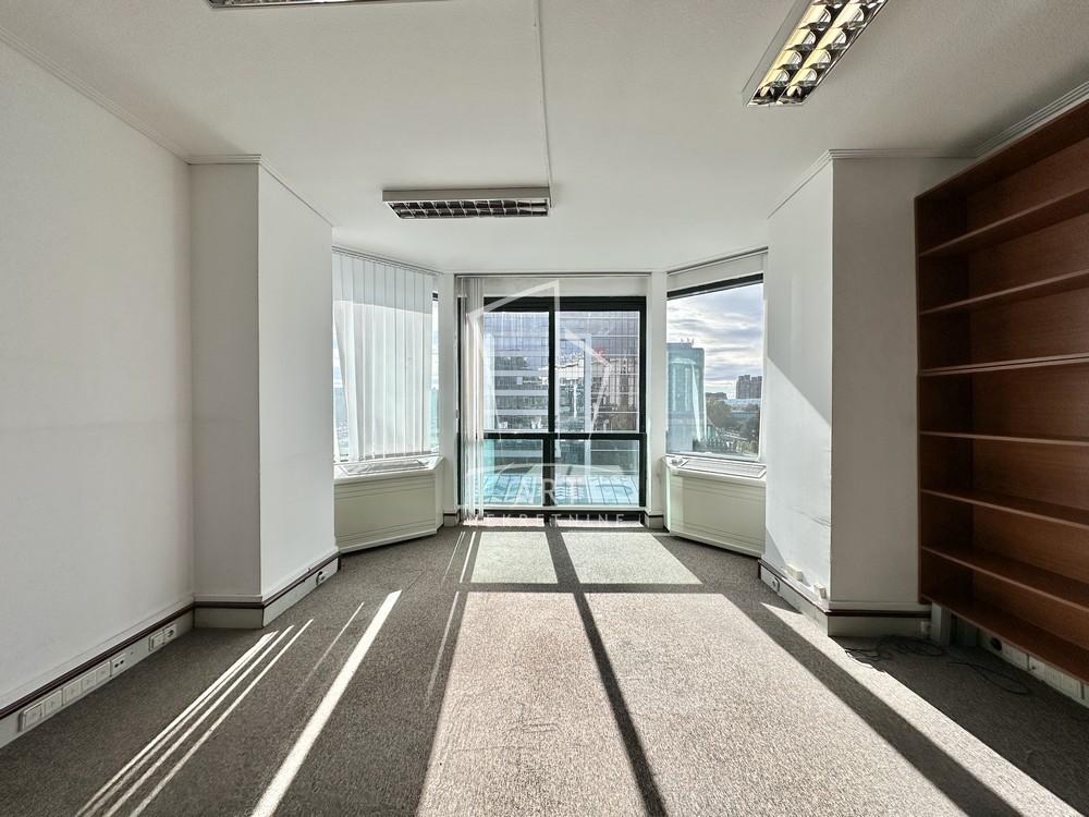 Slika 1 - Vladimira Popovića,  Lokal za izdavanje, 129m2, 1.939€