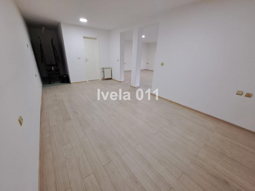 Slika 3 - Pivljanina Baja,  Lokal za izdavanje, 70m2, 850€