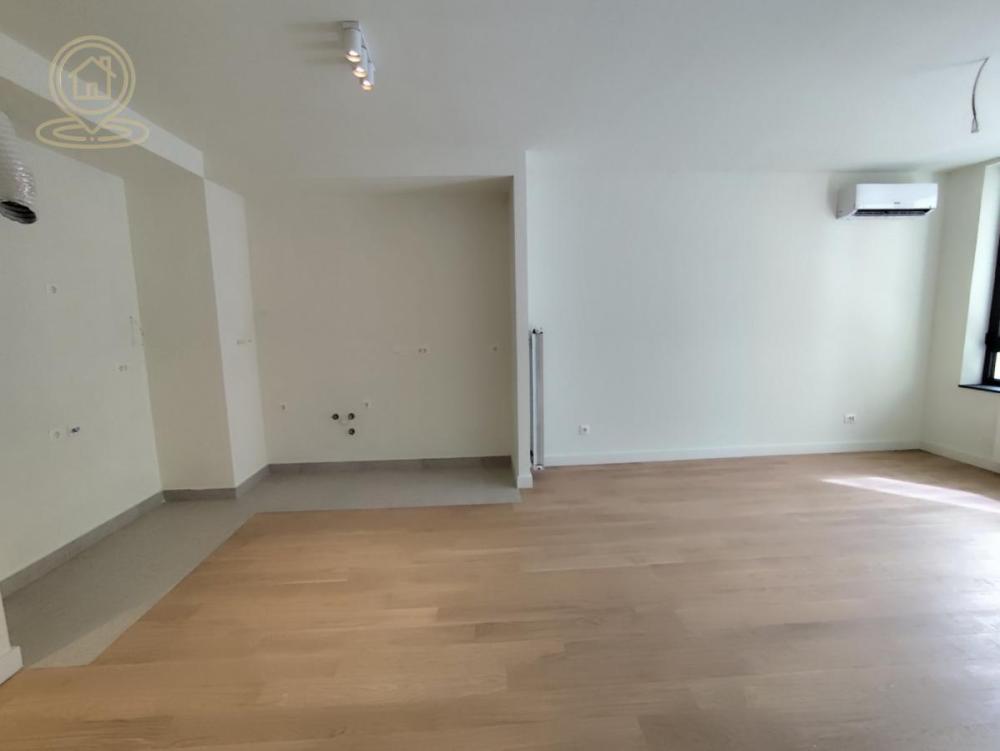 Slika 2 - Dvoiposoban stan za izdavanje, 57m2, 900€