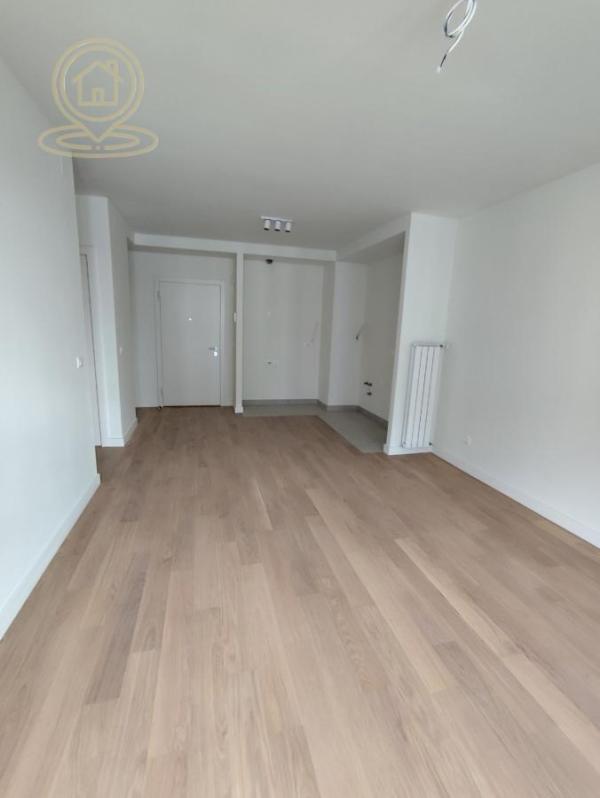 Slika 1 - Trosoban stan za izdavanje, 73m2, 1.400€