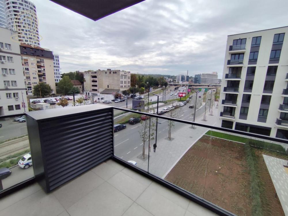 Glavna slika -Trosoban stan za izdavanje, 77m2, 1.400€