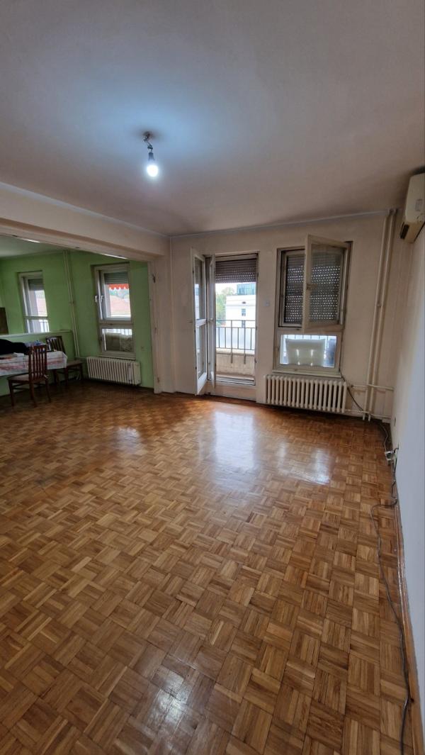 Slika 8 - Tadeuša Košćuška, Trosoban stan na prodaju, 100m2, 330.000€