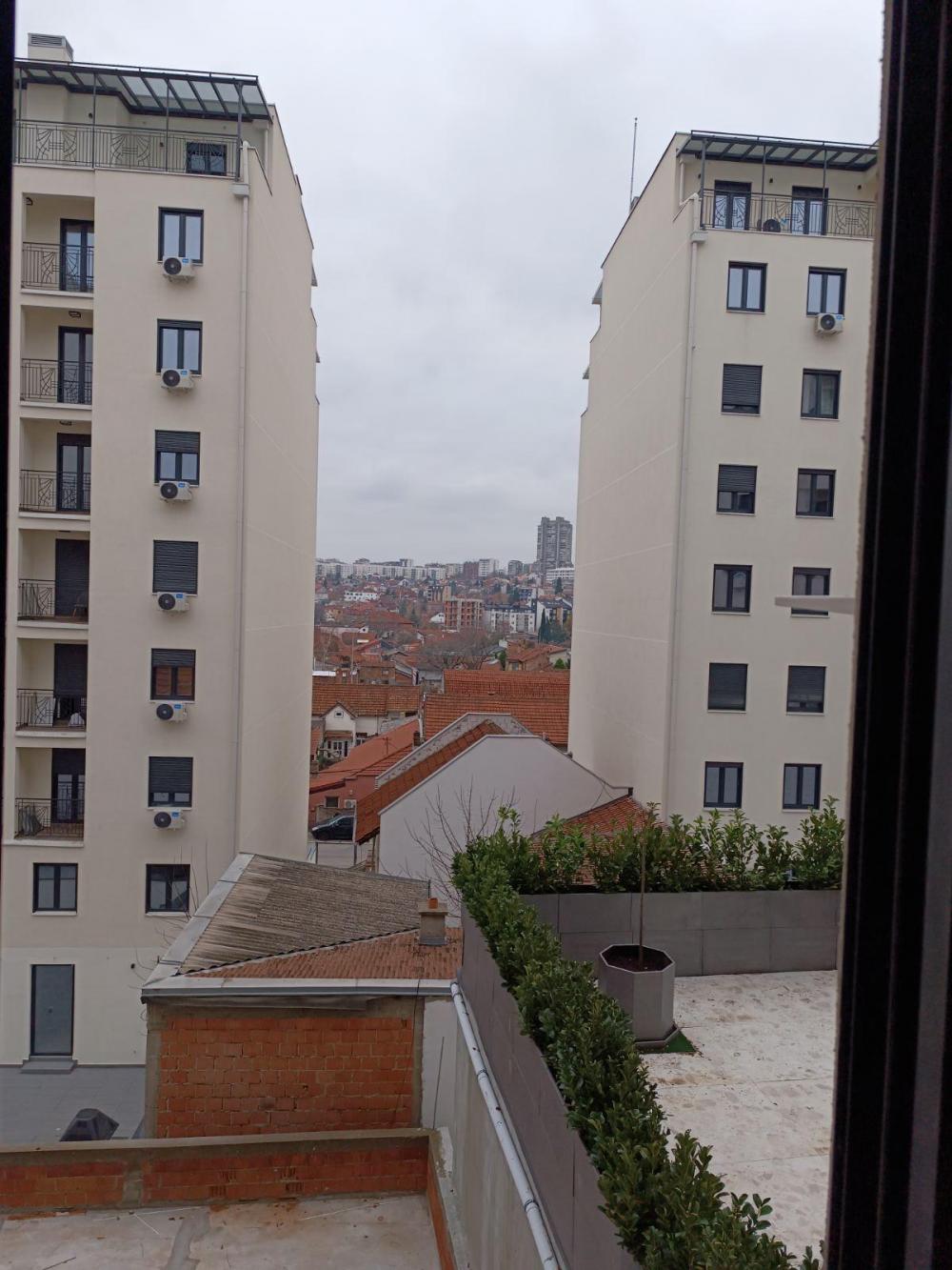 Slika 1 - Ustanička, Dvoiposoban stan na prodaju, 60m2, 195.000€