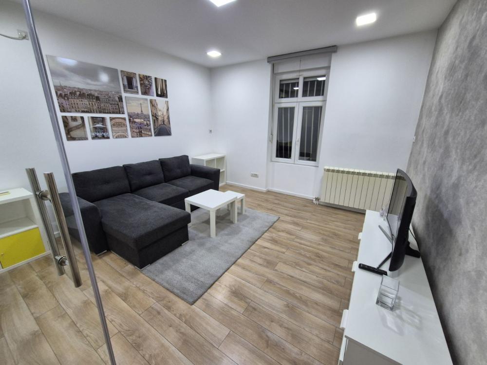 Slika 2 - Beogradska, Dvosoban stan za izdavanje, 50m2, 700€