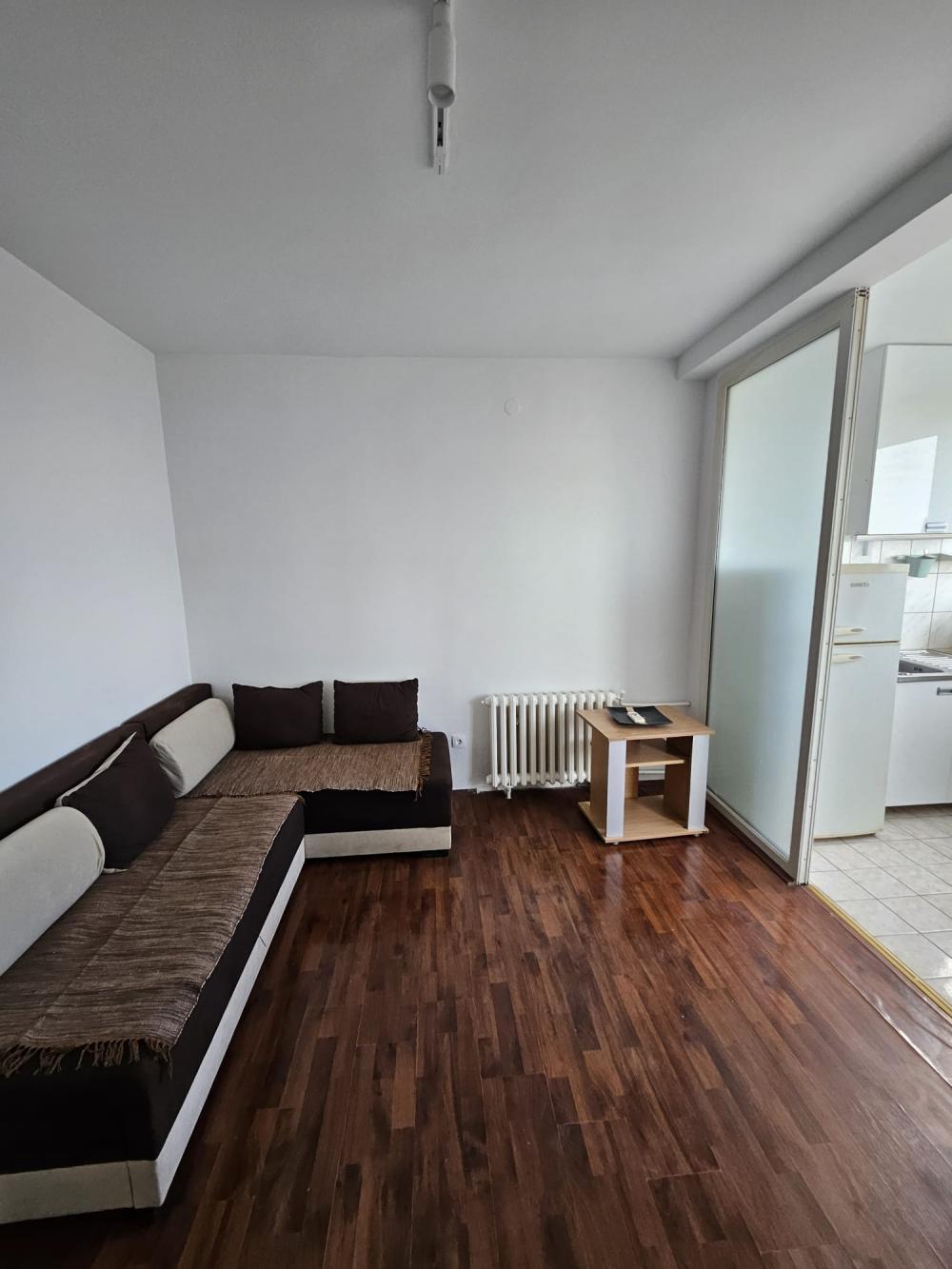 Glavna slika -Nikodima Milaša, Trosoban stan za izdavanje, 57m2, 600€