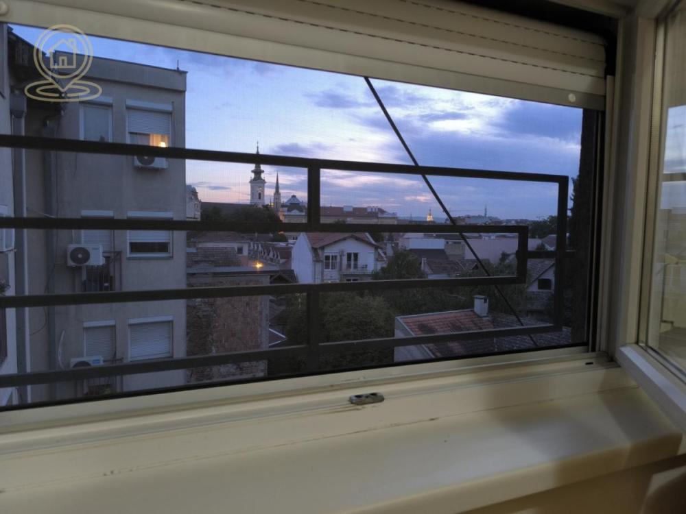 Glavna slika -Jednoiposoban stan za izdavanje, 44m2, 450€