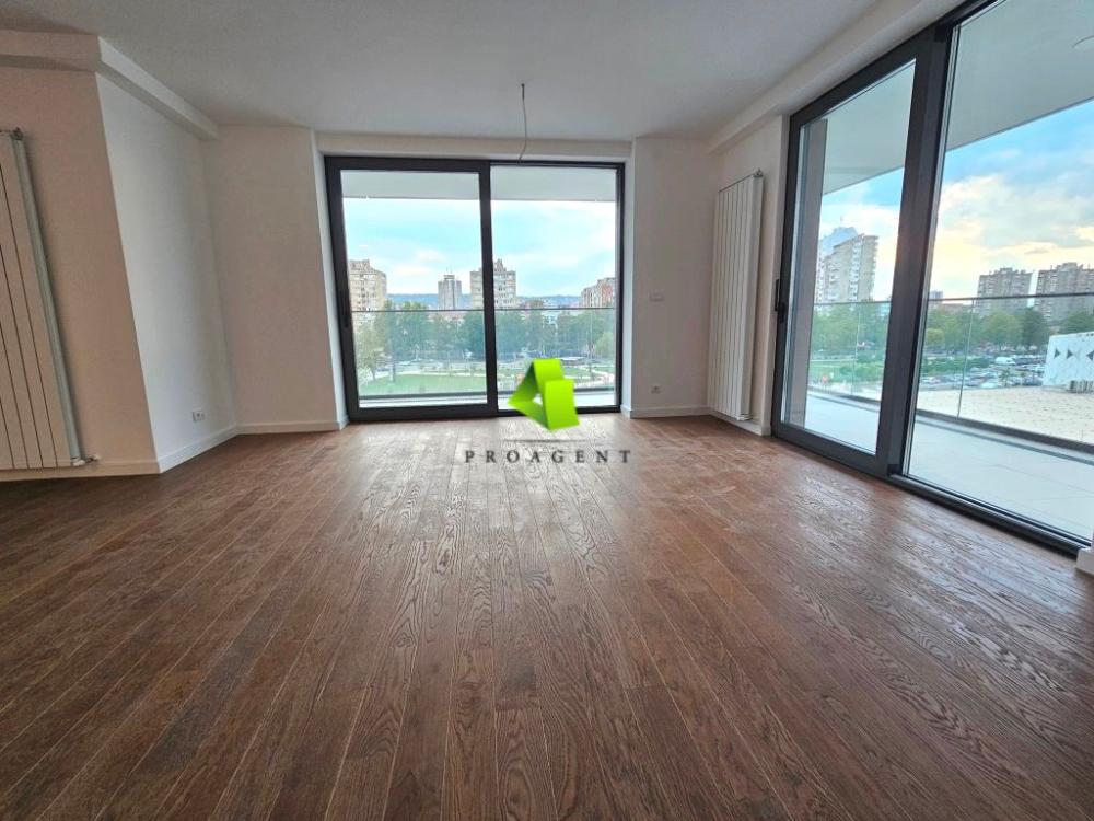 Slika 1 - Troiposoban stan za izdavanje, 130m2, 1.300€