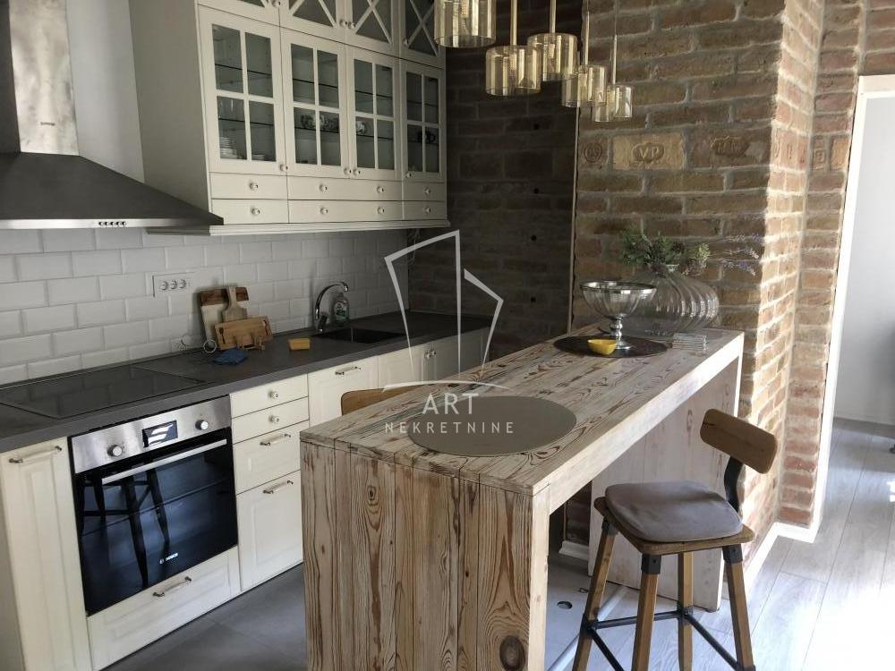 Slika 1 - Knez Miletina, Trosoban stan za izdavanje, 61m2, 1.200€