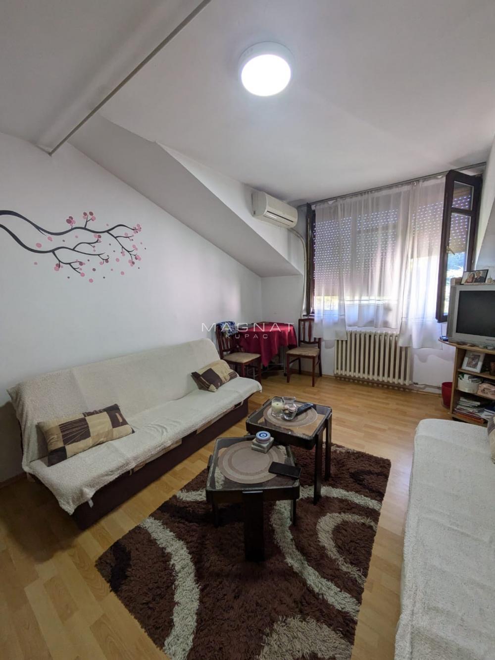 Slika 2 - Dragana Rakića, Jednoiposoban stan na prodaju, 43m2, 96.000€