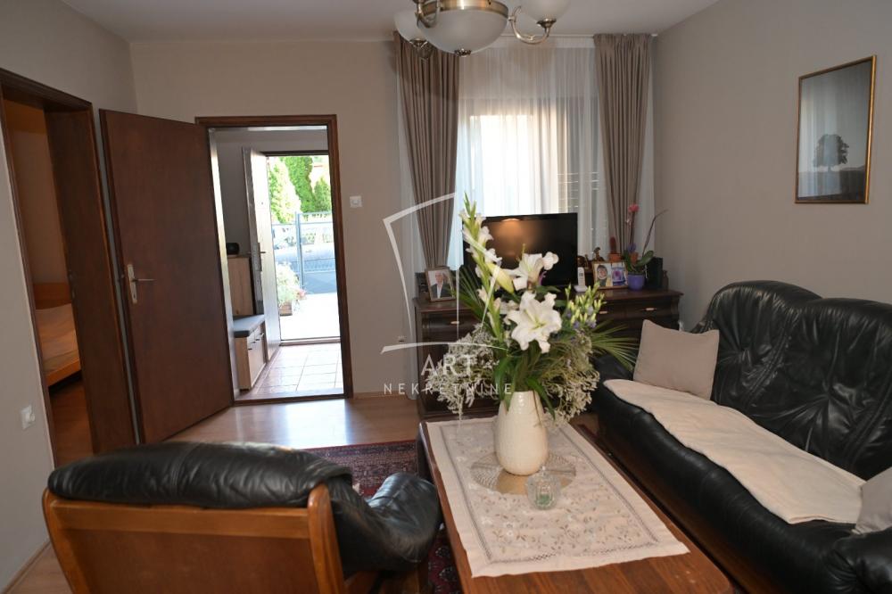 Slika 2 - Iđoška,  Kuća na prodaju, 176m2, 255.000€