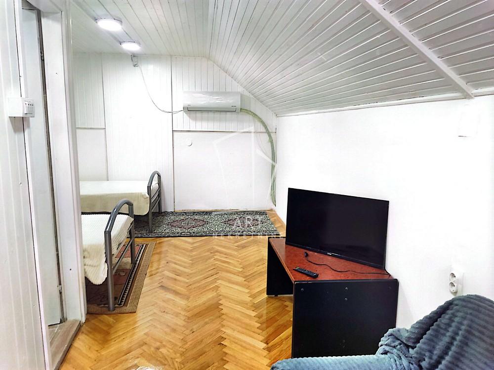 Slika 1 - Elemirska,  Stan za izdavanje, 36m2, 300€