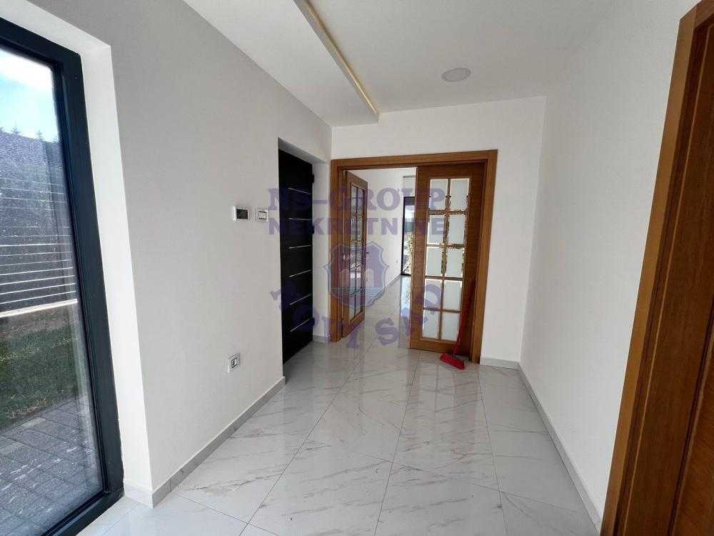 Slika 4 - Petosoban stan na prodaju, 181m2, 513.970€