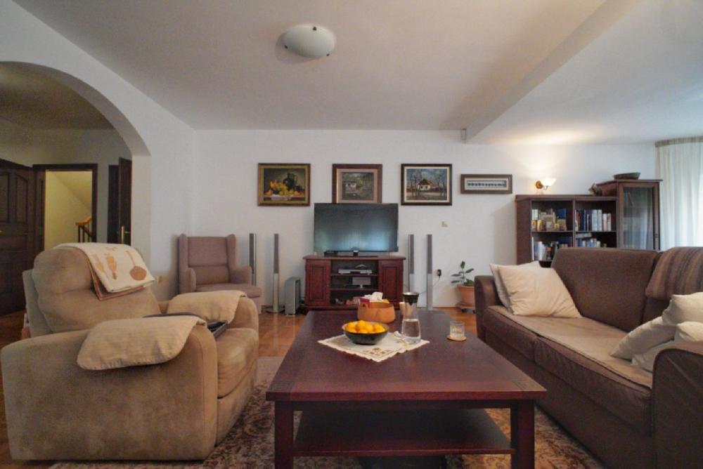 Slika 1 - Vuka Karadzica,  Kuća na prodaju, 260m2, 560.000€