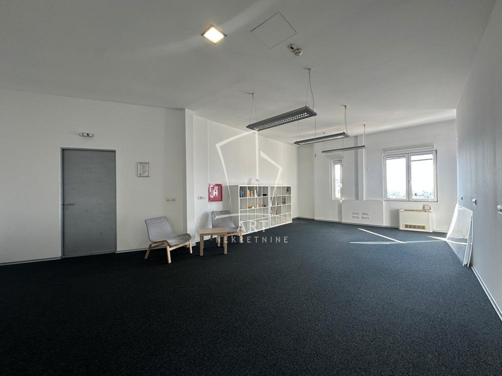 Slika 3 - Knez Mihailova,  Lokal za izdavanje, 360m2, 6.480€