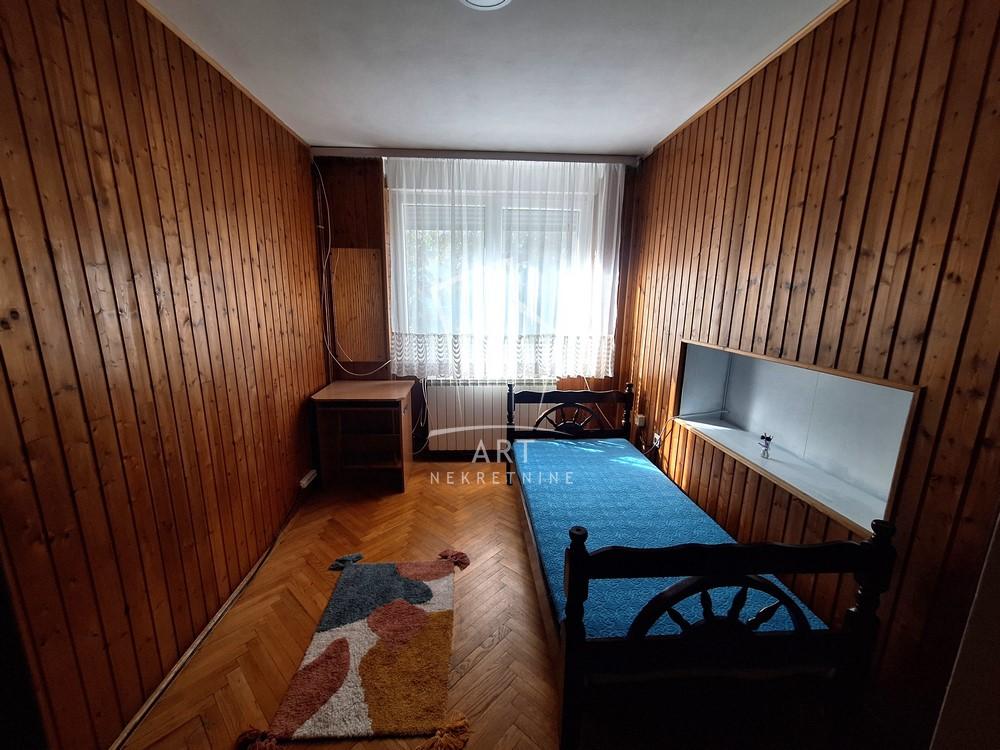 Slika 4 - Nikšićka, Trosoban stan za izdavanje, 59m2, 600€