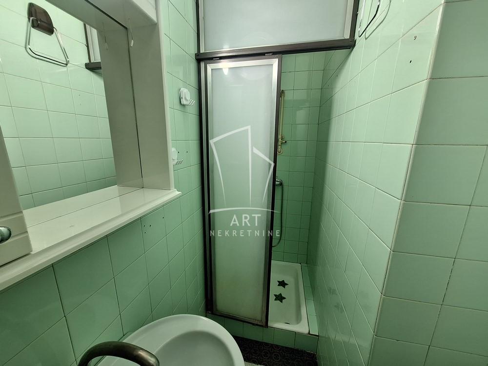 Slika 7 - Nikšićka, Trosoban stan za izdavanje, 59m2, 600€