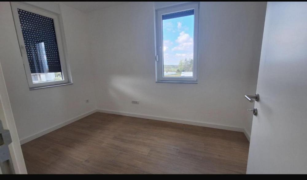 Slika 9 - Četvorosoban stan na prodaju, 72m2, 158.200€