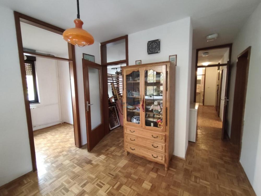 Glavna slika -Slobodana Jovanovića, Dvoiposoban stan na prodaju, 75m2, 205.000€