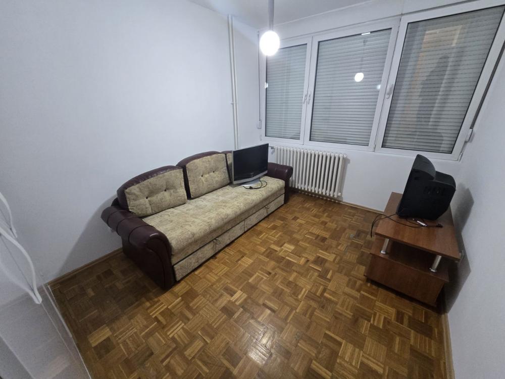 Slika 7 - Bulevar Arsenija Čarnojevića, Trosoban stan za izdavanje, 75m2, 700€