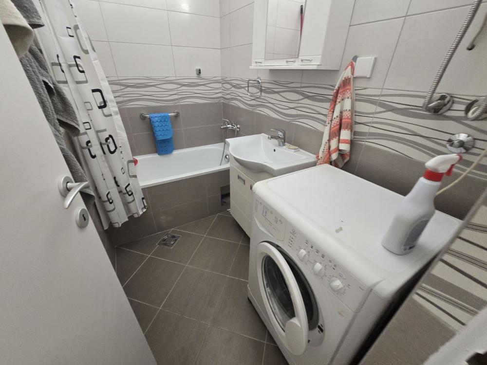 Slika 8 - Bulevar Arsenija Čarnojevića, Trosoban stan za izdavanje, 75m2, 700€